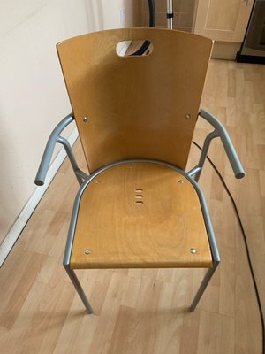 Photo of free High backed chair (SS14 Fryerns Basildon)