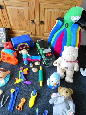 Photo of free Selection of children's toys (IP8)