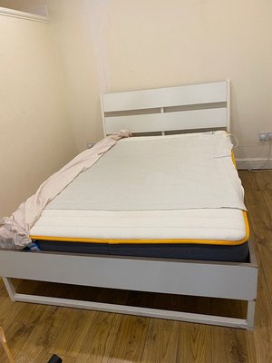 Photo of free White bed frame (Hoxton)