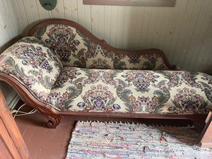 Photo of free Recliner chair and day bed (East end hwy 2)