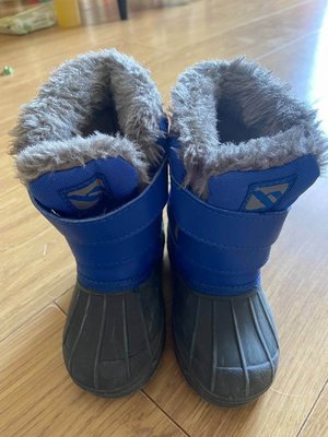 Photo of free Size 6 infant snow boots vgc (Gracemount EH16)