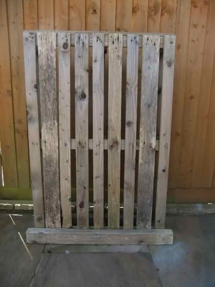 Photo of free Bin screen (Abingdon-on-Thames OX14) #1