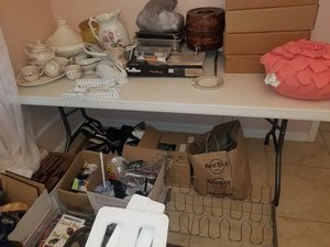 Photo of free Various household and more (Whoolbright and Congress ave)