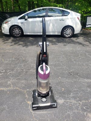 Photo of free Bissell vacuum cleaner (Stone Mountain / Smoke Rise)