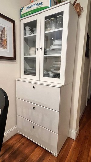 Photo of free Great looking shelves and storage (Upper West Side)