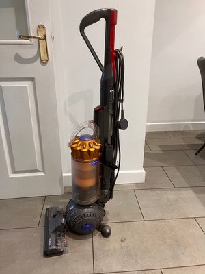 Photo of free Dyson vacuum for spares or repair (Telford TF3)