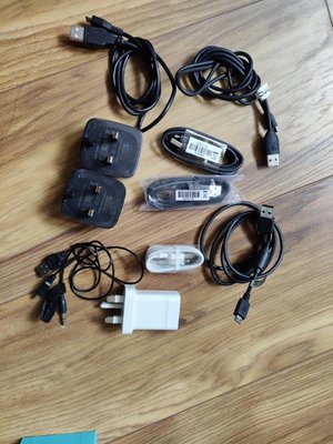 Photo of free USB cables and plugs (Friern Barnet, N11)