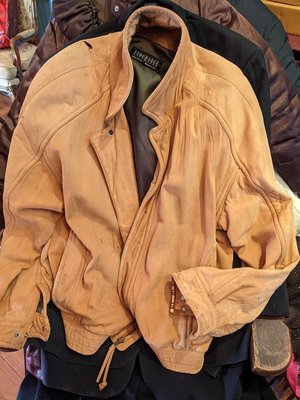 Photo of free two mens work jackets XXL (leslieville)