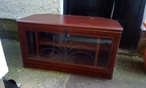 Photo of free Wood tv cabinet (Trefnant LL16)