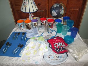 Photo of free Children's items (Woodridge)