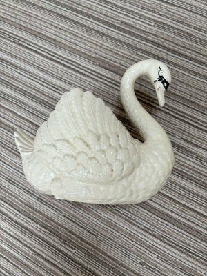 Photo of free Swan Vase (Hitchin/Letchworth)