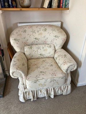 Photo of free Comfy Armchair (SW16 Norbury, Green Lane)