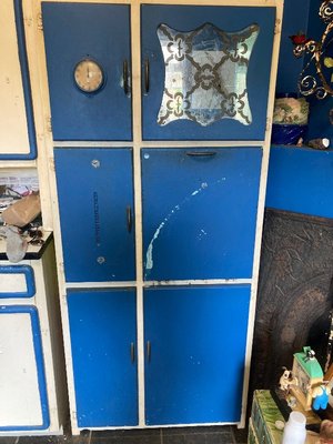 Photo of free 1950s kitchen cabinet for restoration (Lancing BN15)