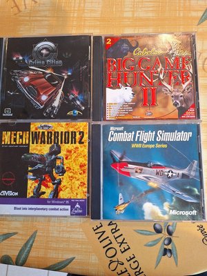 Photo of free CD games for computer (Hurontario and South Service)