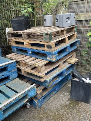 Photo of free wooden pallets (RG2)