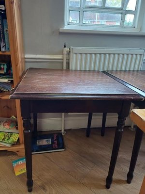 Photo of free wooden tables (RG2)