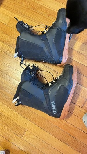 Photo of free Men’s Size 11 snowboard boots (East Watertown)