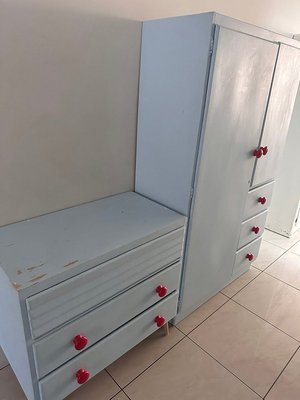 Photo of free childs wardrobe/ matching drawers (3141)
