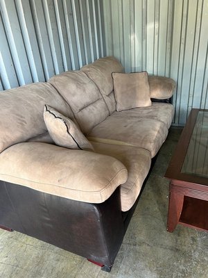 Photo of free Love Seat and Coffee Table (815 E Fletcher Ave)