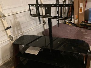 Photo of free TV/peripherals stand, assembled (West Casino Road, Everett)