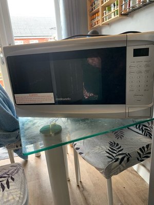 Photo of free Small cookworks microwave (Burntwood WS7 0)