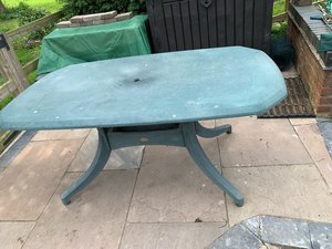 Photo of free Garden table (large) DE65 (Willington)