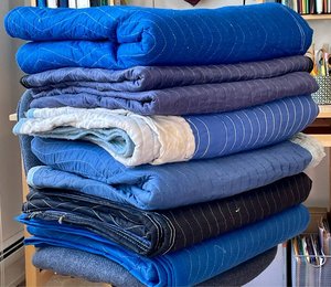 Photo of free Six mover’s blankets (Fair Lawn - near BWay station)