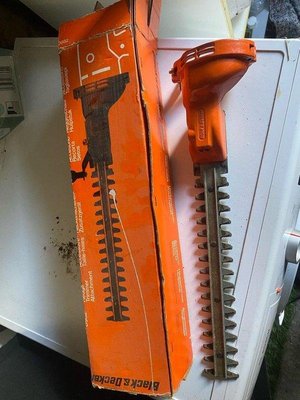 Photo of free B and d hedge trimmer attachment (Witney OX28)