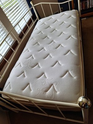 Photo of free Twin Bed (Canyon Park)