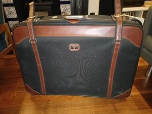 Photo of free Large suitcase (Chiswick W4)