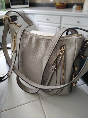 Photo of free 4 medium size purses (Odenton)