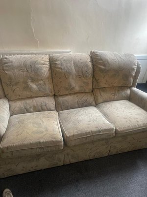 Photo of free 3-1-1 fabric sofa (BL1)