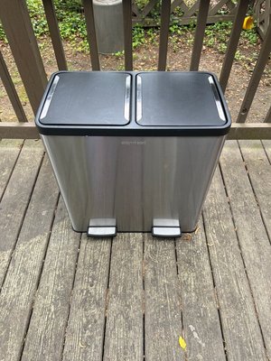 Photo of free Dual Trash and Recycling Can (Old West End)