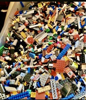 Photo of Lego (UB5)