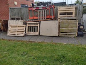 Photo of free Several pallets for diy/fire (DE65)