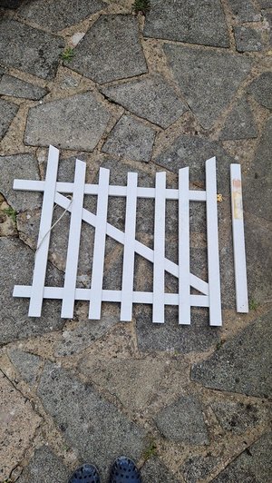 Photo of free White wooden outside gate (Purley)