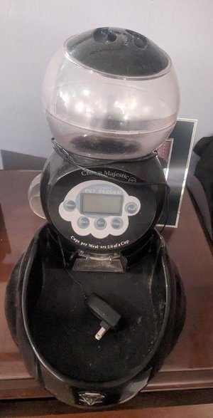 Photo of free Automatic Car Feeder (New York)
