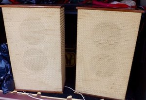 Photo of free 1960's style speakers (BT65)