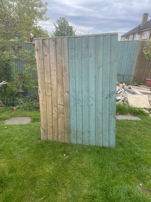 Photo of free Fence panel with arris rails. (Eversley RG40)
