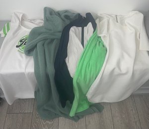 Photo of free Women's Clothes (W13)