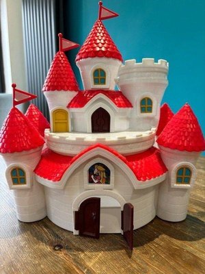 Photo of free 2 toy castles (Watford WD17)