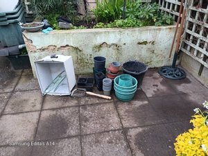 Photo of free Miscellaneous gardening stuff (North Watford WD24)