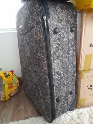 Photo of free Large suitcase - for spare (Woodgate B32)