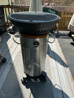 Photo of free Element Gas BBQ Grill (3 miles South of Ft. Belvoir)