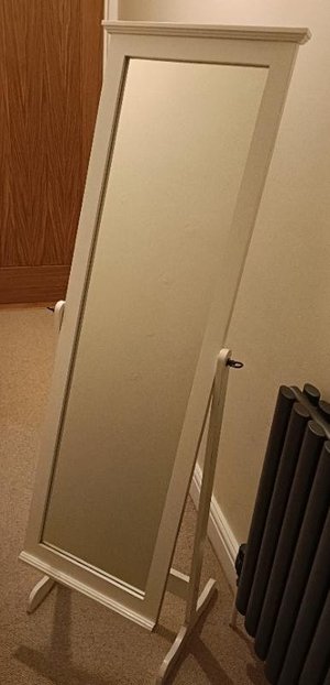 Photo of free Floor standing mirror (Long Melford CO10)