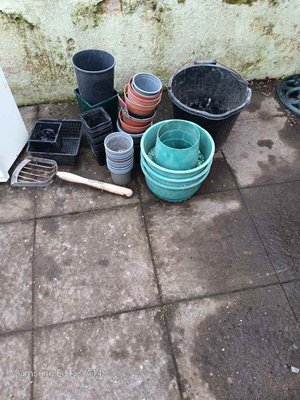 Photo of free Miscellaneous gardening stuff (North Watford WD24)