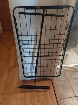 Photo of free Dry clothes rack (SE25)