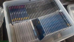 Photo of free empty cd cases (B32 Quinton)