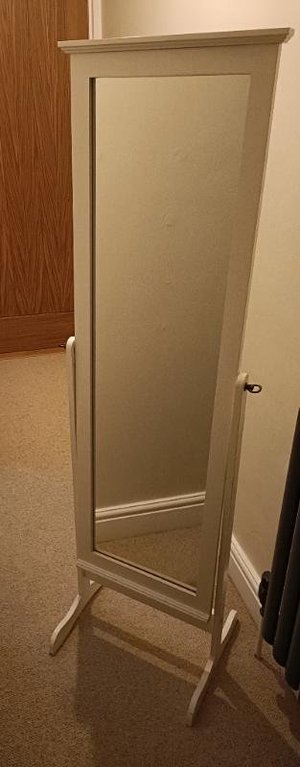 Photo of free Floor standing mirror (Long Melford CO10)