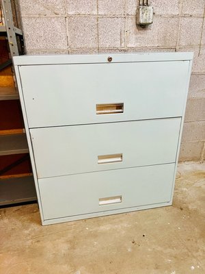 Photo of free File Cabinet (South end of Boulder)